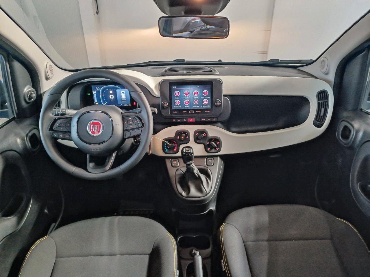 Fiat Pandina Pandina III 2024 Cross 1.0 firefly hybrid s