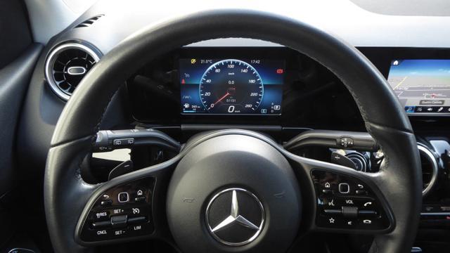 MERCEDES-BENZ B 200 d Automatic Sport