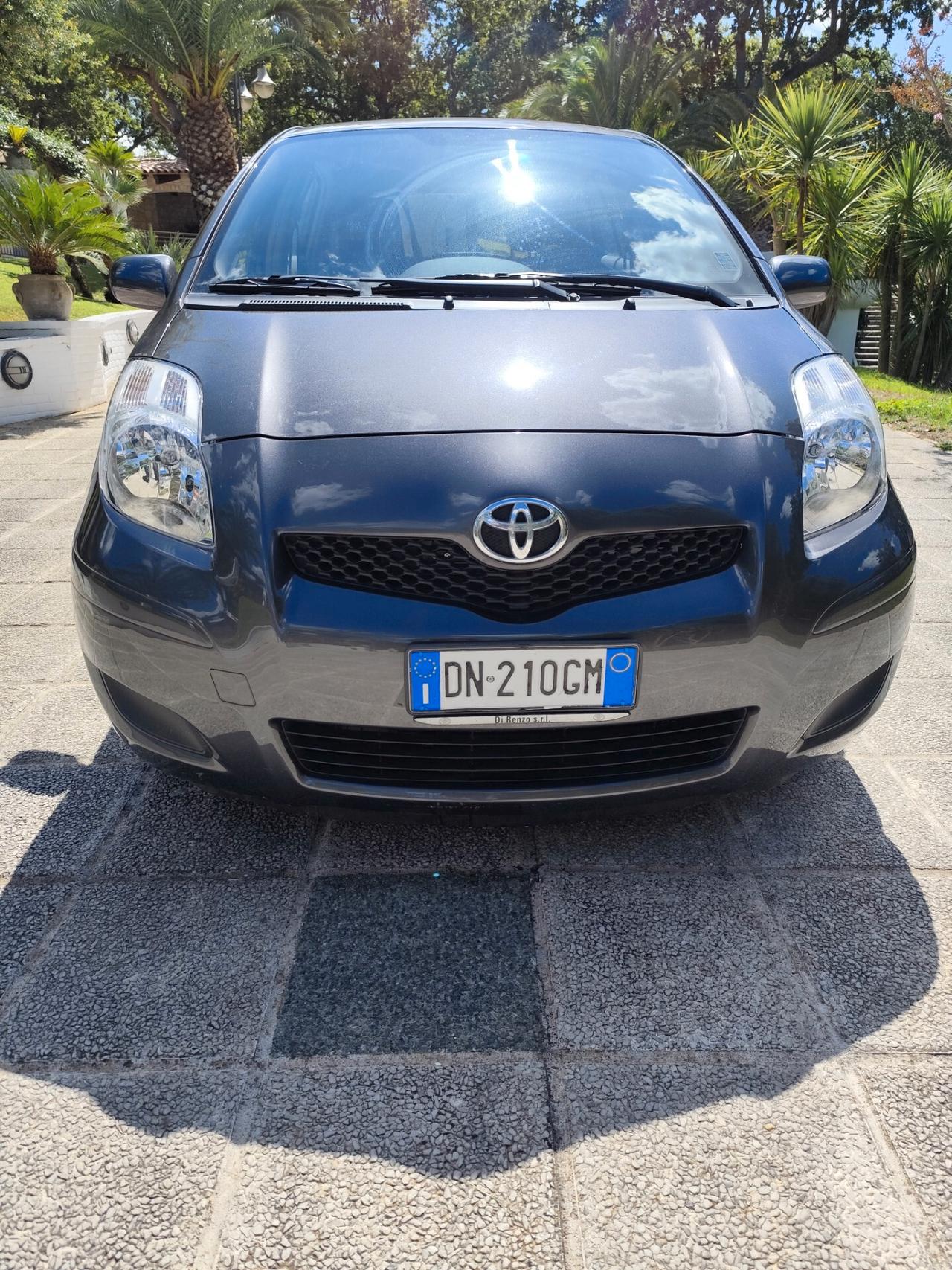 Toyota Yaris 1.3 5 porte Sol