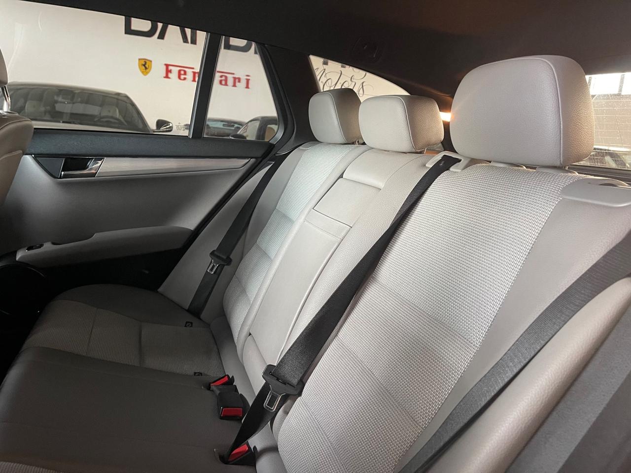 Mercedes-benz C 220 CDI Sw AMG PERMUTE RATE