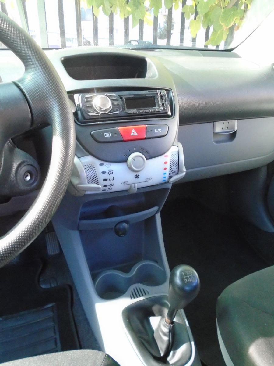TOYOTA Aygo 12V VVT-i 5 porte Now Connect 120000 KM