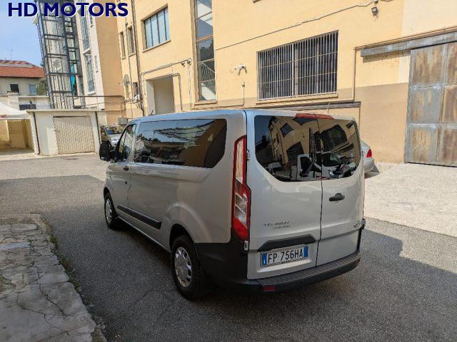 FORD TRANSIT CUSTOM 310 2.0 TDCi 130 PC Combi Trend 9