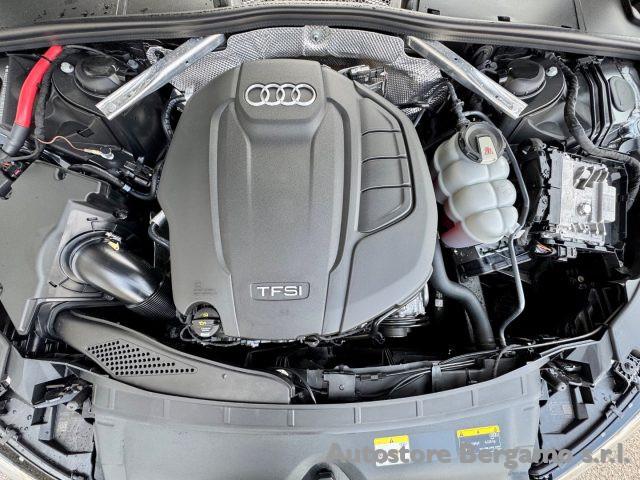 AUDI A4 Avant 45 TFSI quattro S tronic S line edition