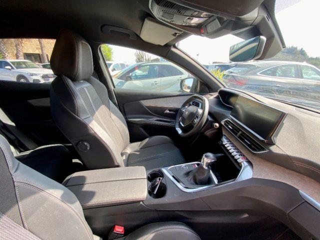 PEUGEOT 3008 PureTech Turbo 130 S&S GT