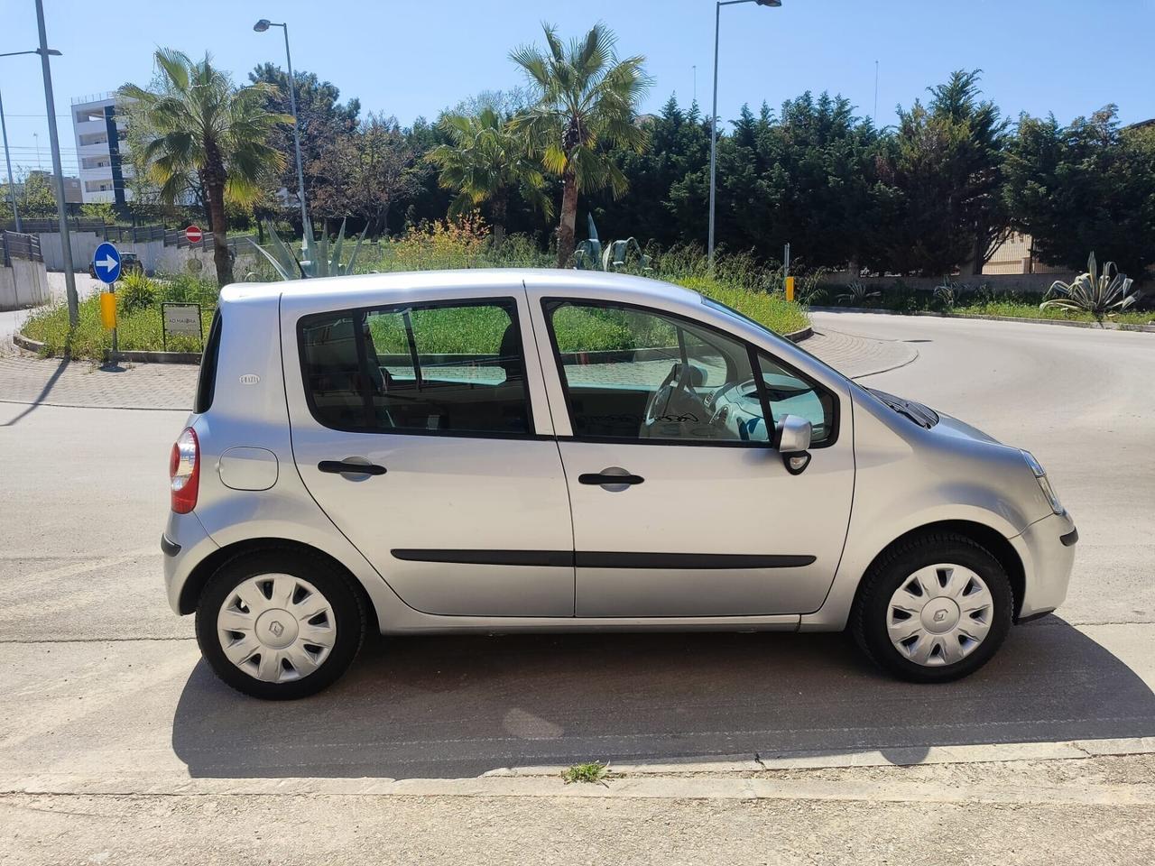 Renault Modus 1.2 Benz. 75CV (98000 KM)!