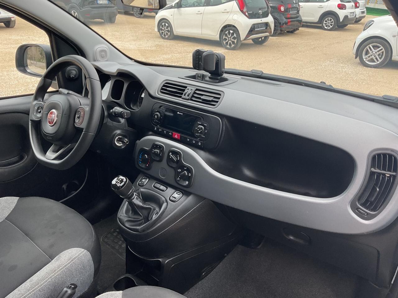 Fiat Panda 1.0 FireFly S&S Hybrid City Cross