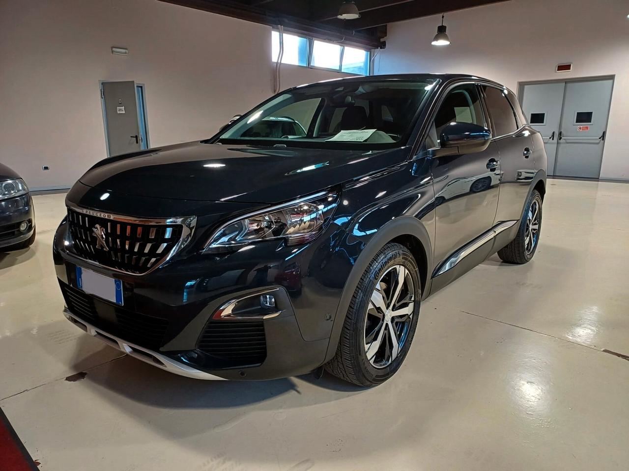 Peugeot 3008 PureTech 130 EAT8 Allure*49.000KM