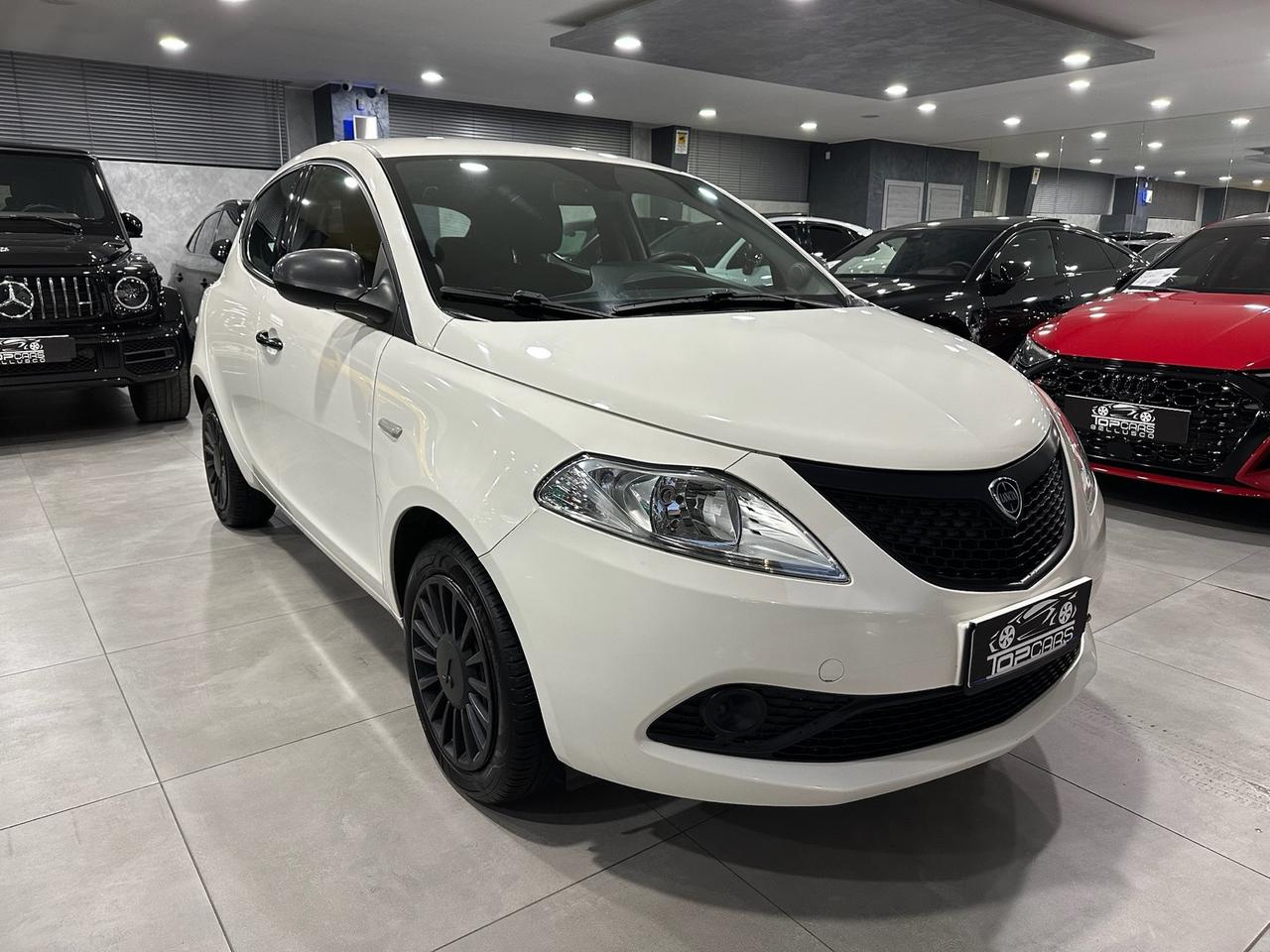 Lancia Ypsilon 1.2 69CV 5 porte GPL NEOPATENTATI