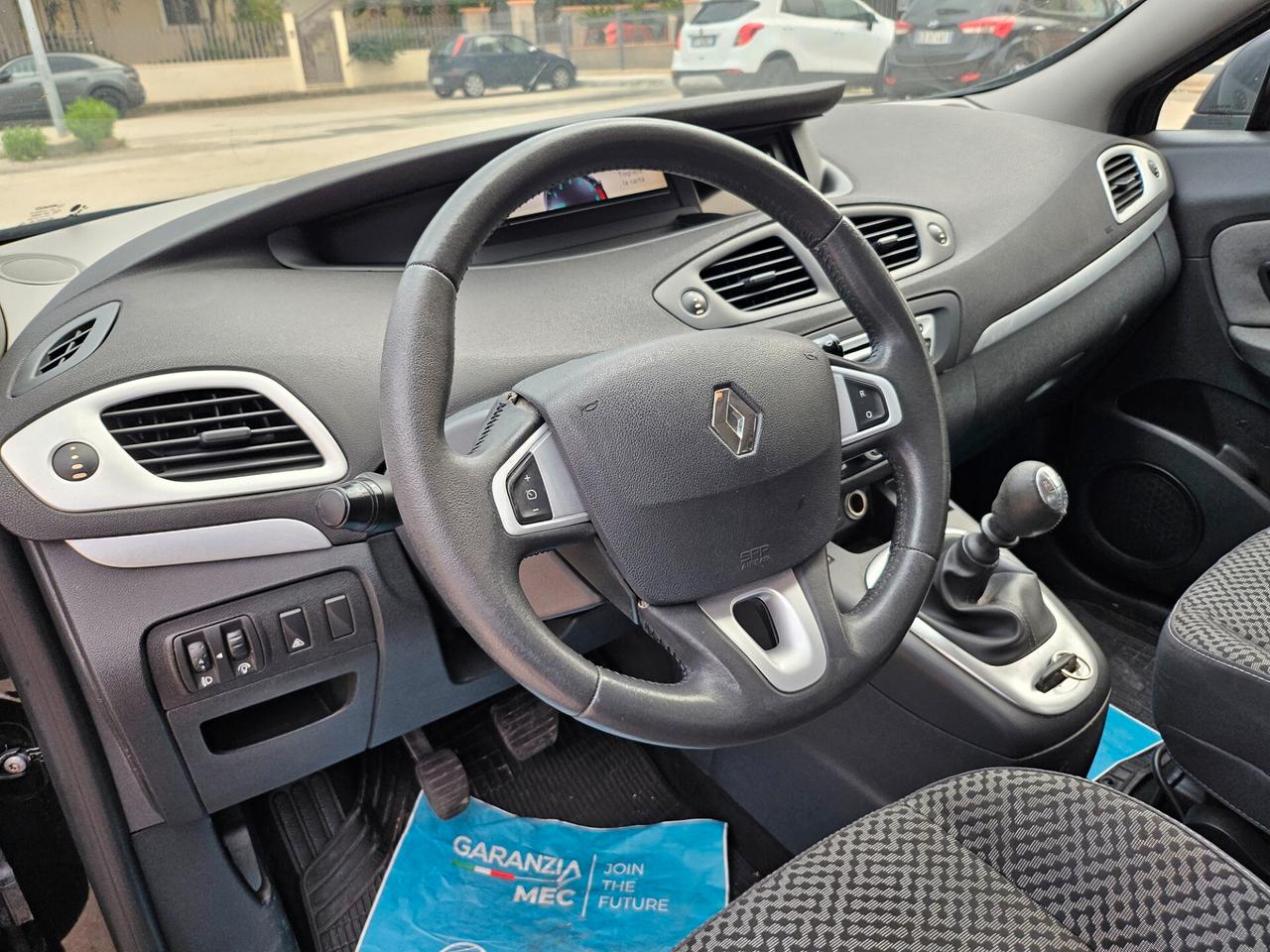 Renault Scenic X-Mod 1.5 dCi 110CV Dynamique