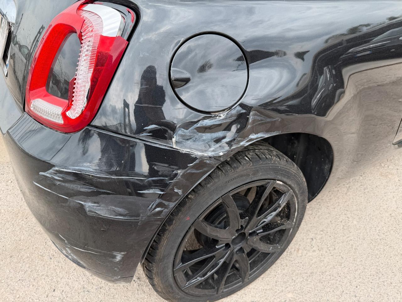 FIAT 500 ANNO 2018 1.2 BENZINA 69 CV *SINISTRATA