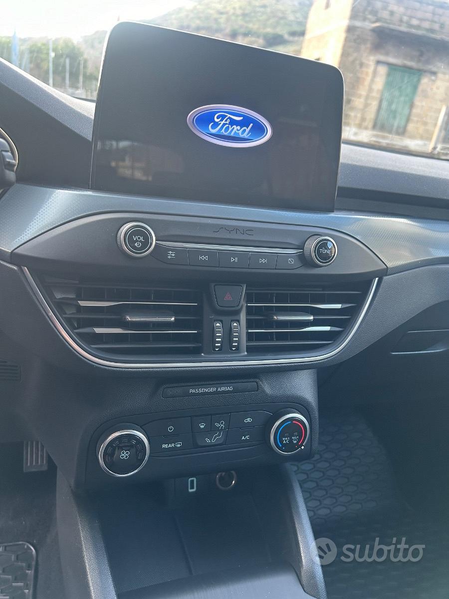 Ford Focus 1.5 EcoBlue 120cv automatica Active