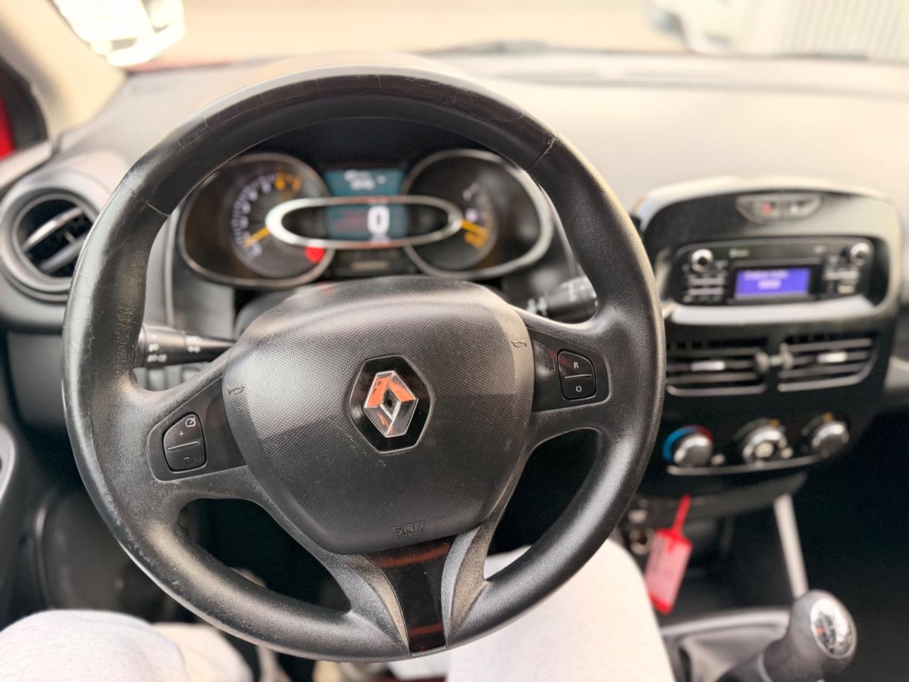 Renault Clio 1.2 75CV 5 porte Costume National 2014 100.000 km