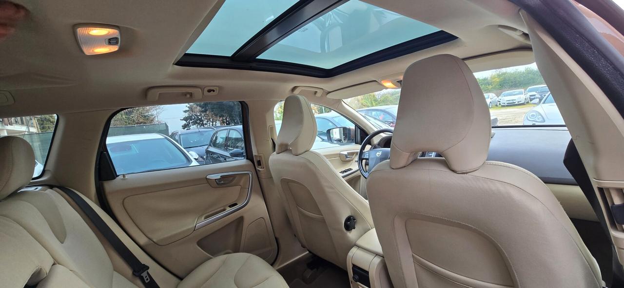 Volvo XC 60 XC60 D5 AWD Kinetic