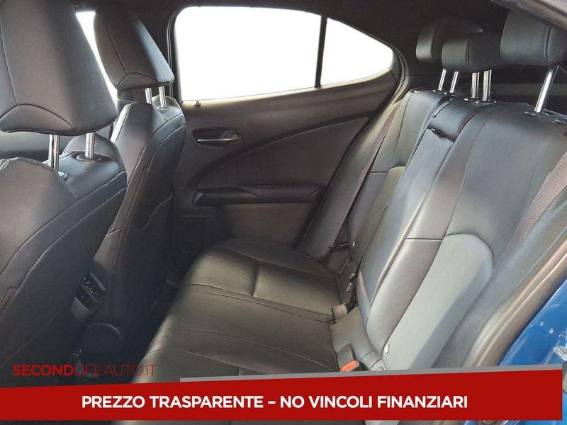 Lexus UX 250h 2.0 Midnight 2wd cvt