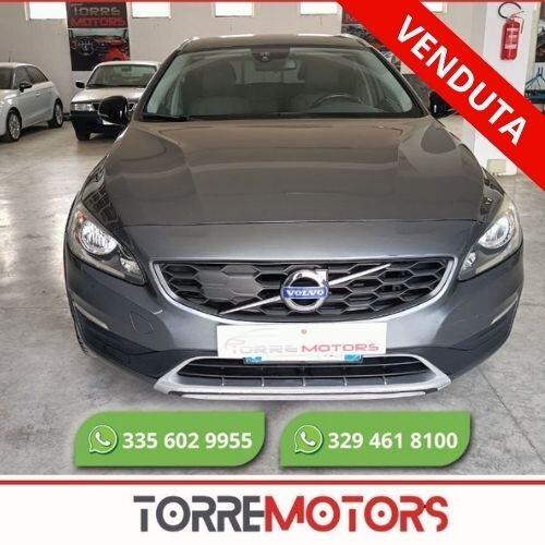 Volvo V60 2.0 D3 150 CV Geartronic R-design - 06/2016