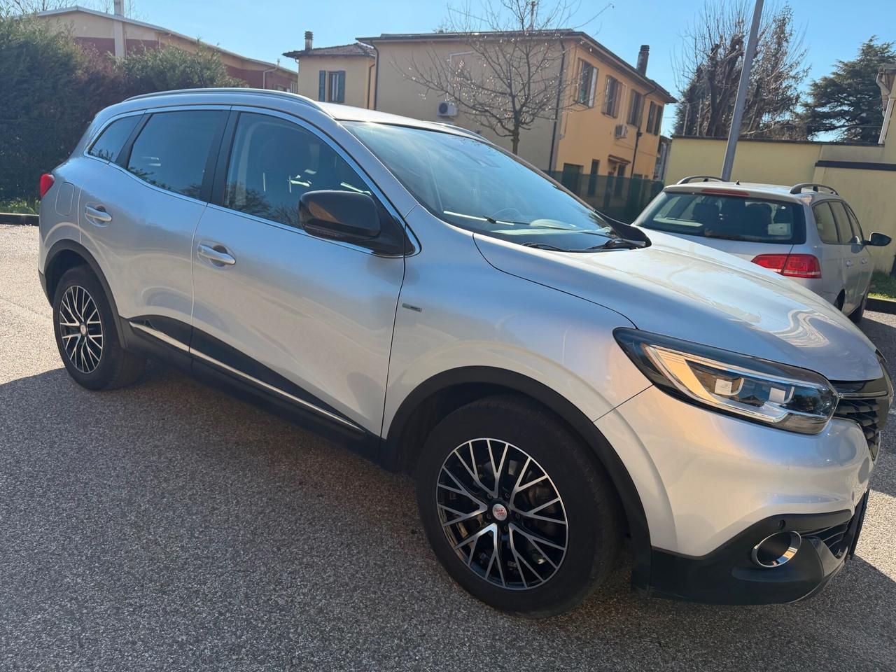 Renault Kadjar 1.5 dci - AUT. - NAV. - 12 MESI DI GARANZIA -
