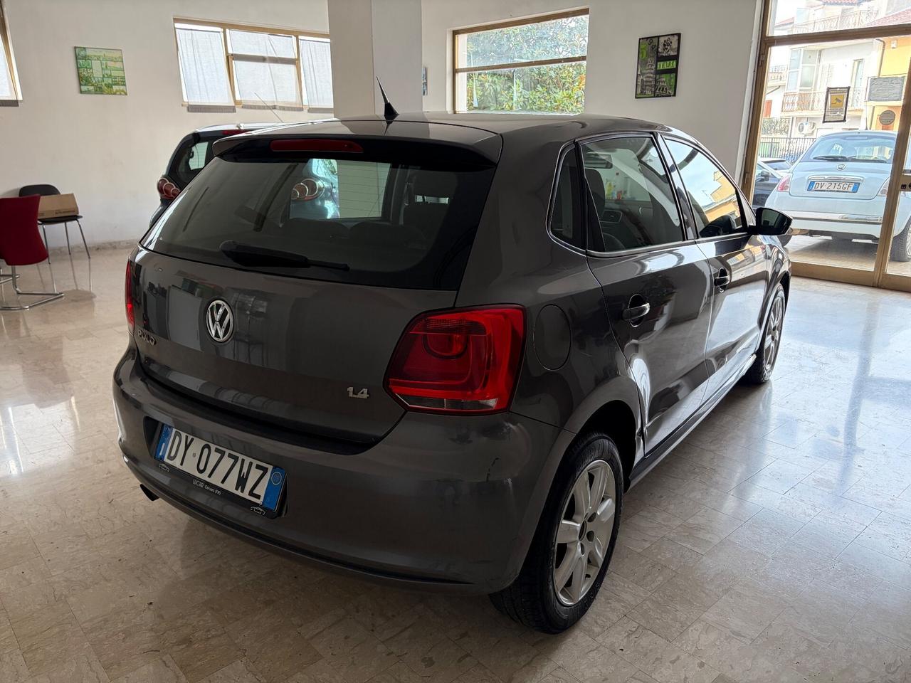 VOLKSWAGEN POLO 1.4 5 PORTE HIGHLINE