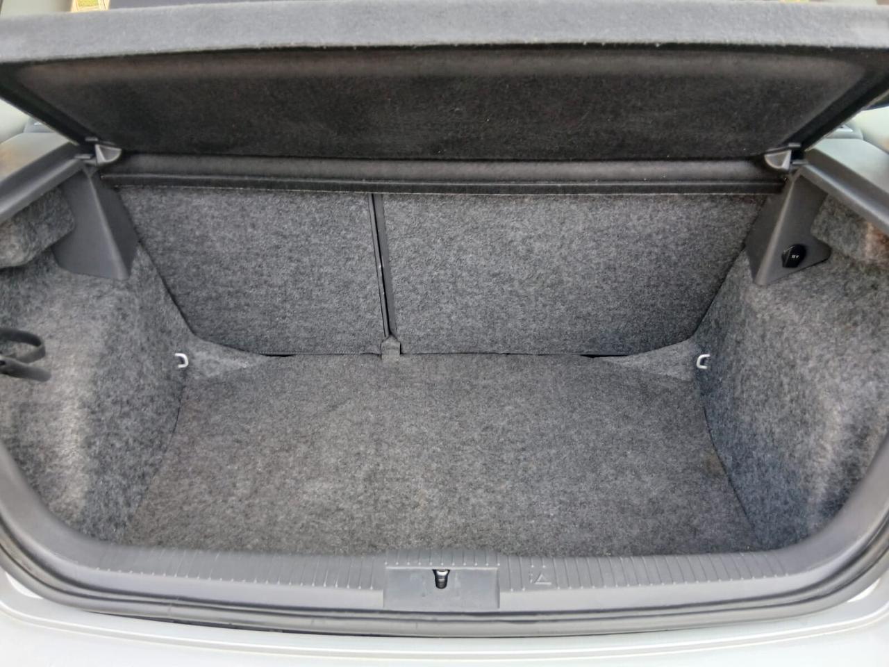 Volkswagen Polo 1.4/80CV 16V 5p. Comfortline