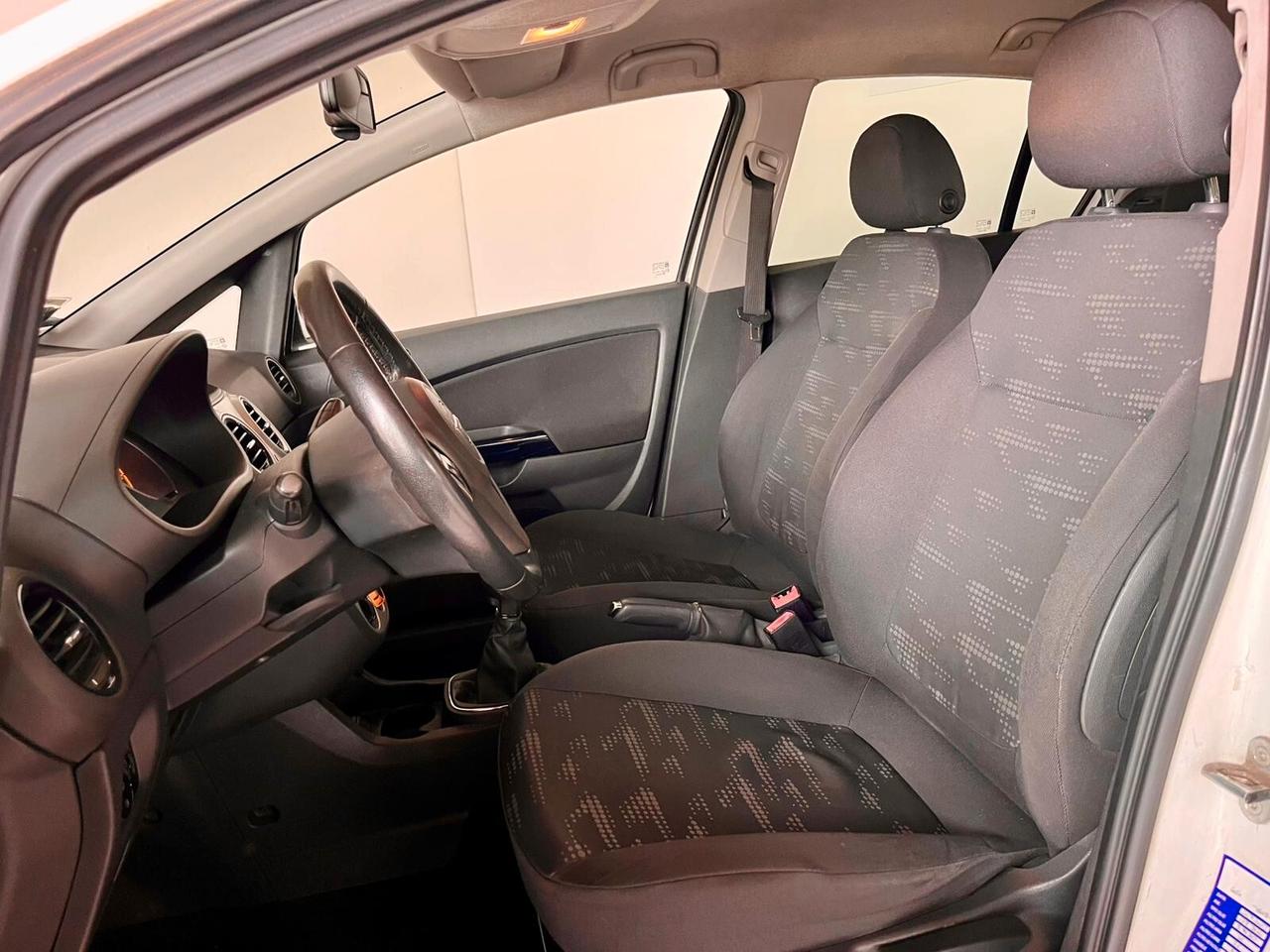 Opel Corsa 1.2 5 porte Club