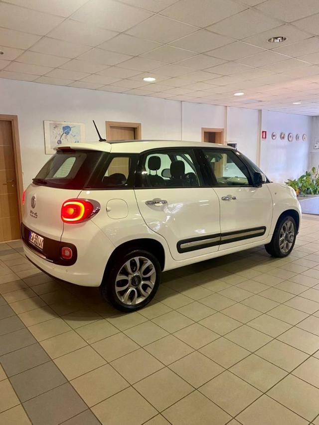 FIAT 500L 0.9 TwinAir Turbo Natural Power Panoramic Edition