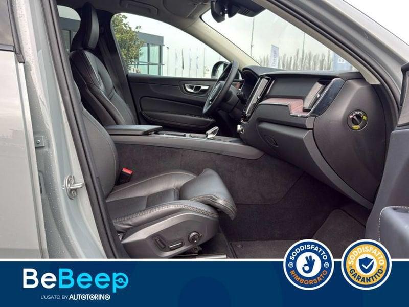 Volvo XC60 2.0 B4 ULTIMATE DARK AWD AUTO