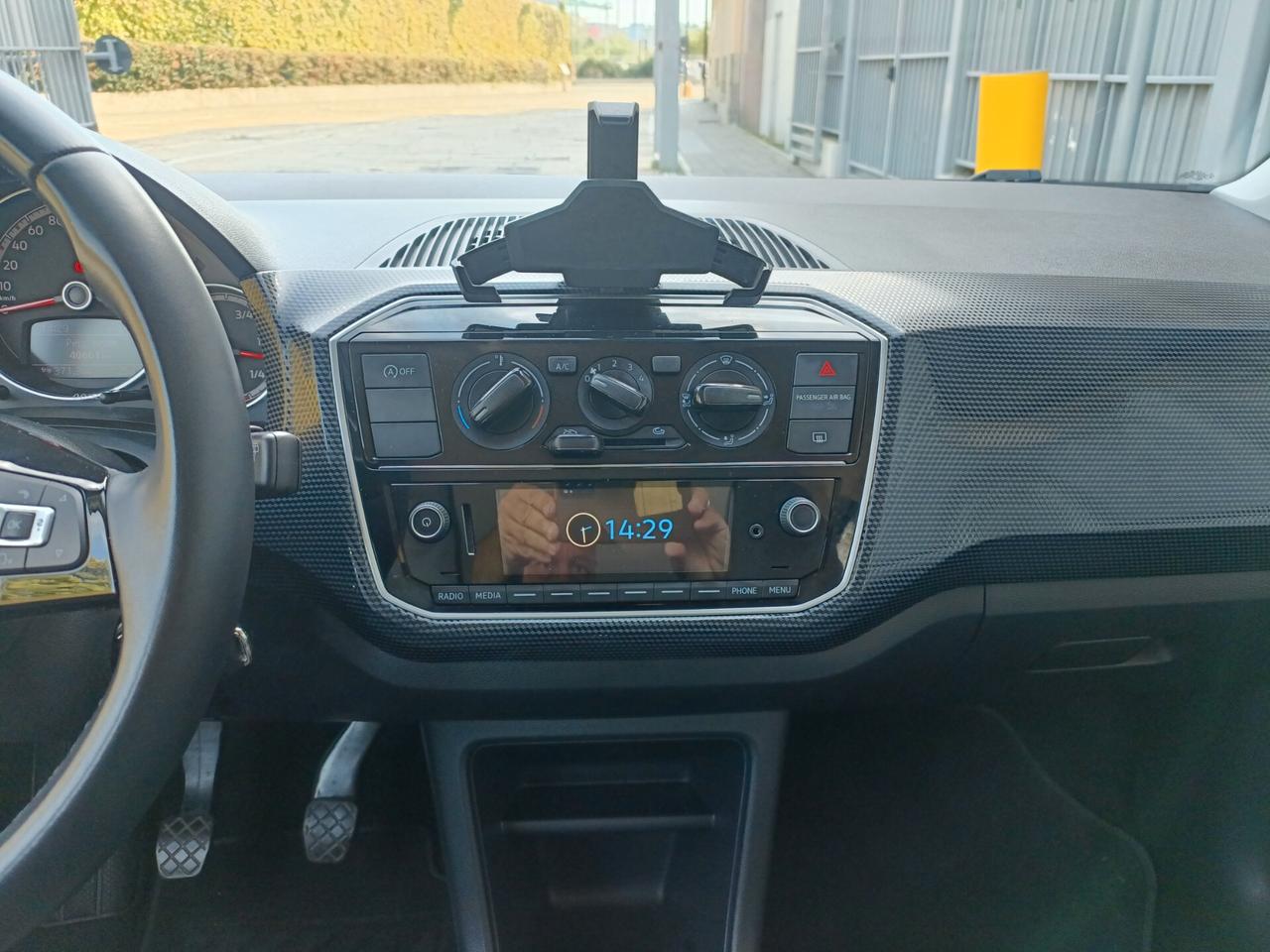 Volkswagen up! 1.0 75 CV 5p. high