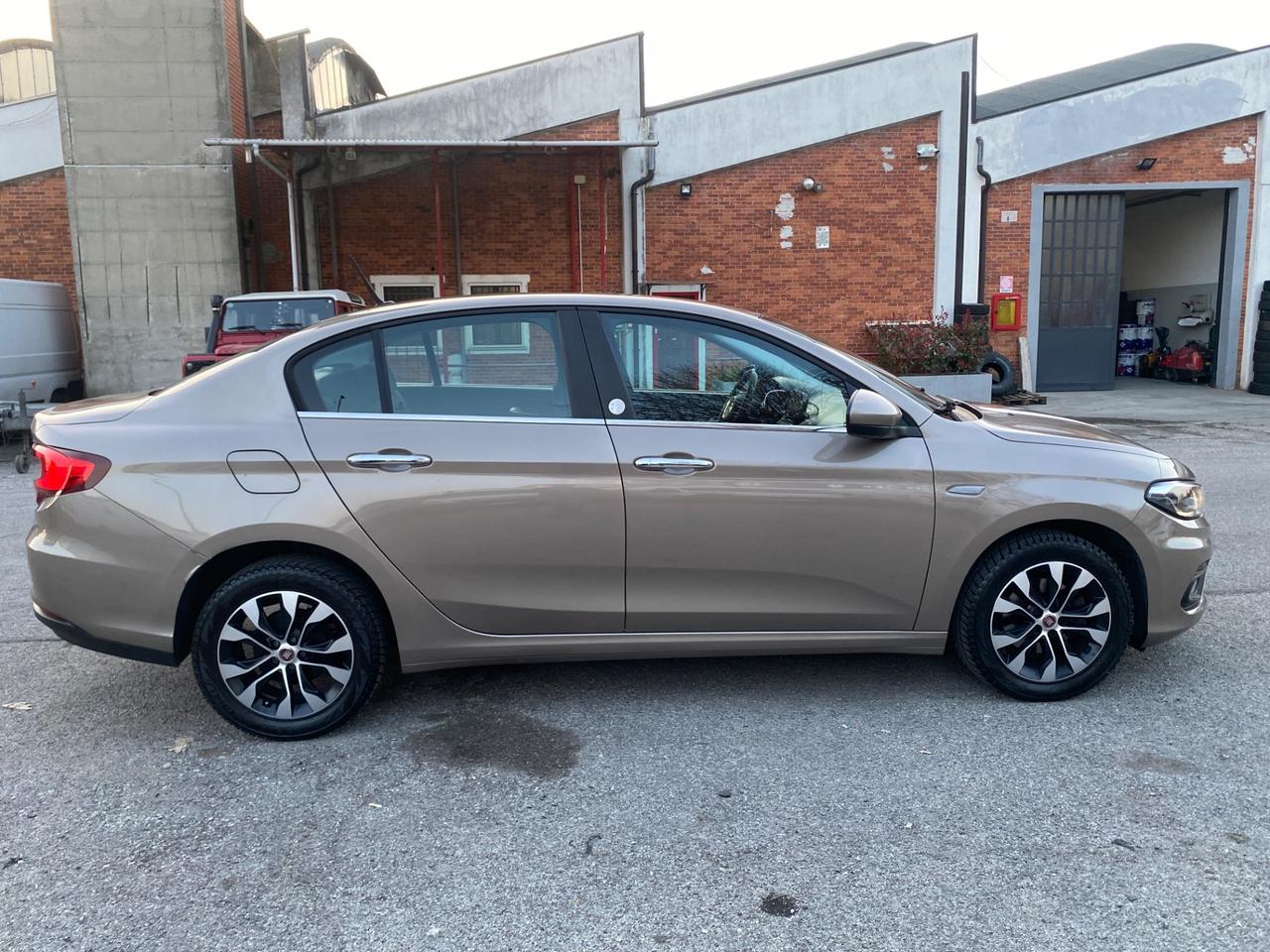 Fiat Tipo 1.4 4 porte Lounge