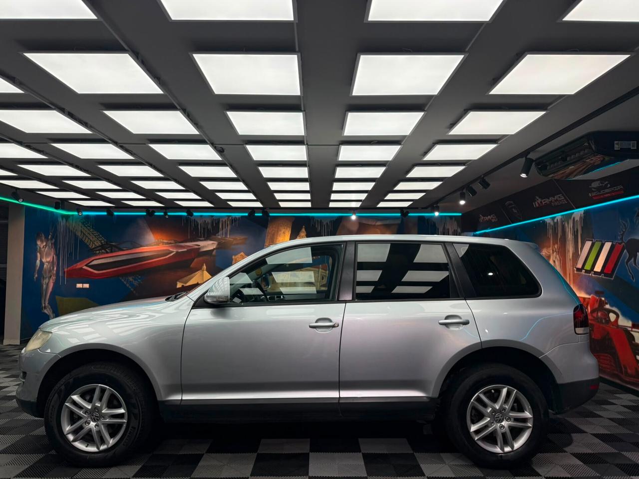 Volkswagen Touareg 2.5 R5 TDI DPF Exclusive (173)