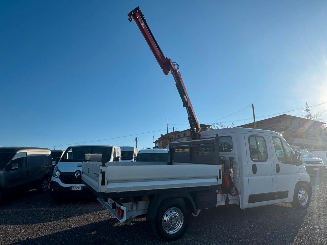 Fiat Ducato 2.3 130cv con GRU (capacità di presa 9995kg) 7POSTI