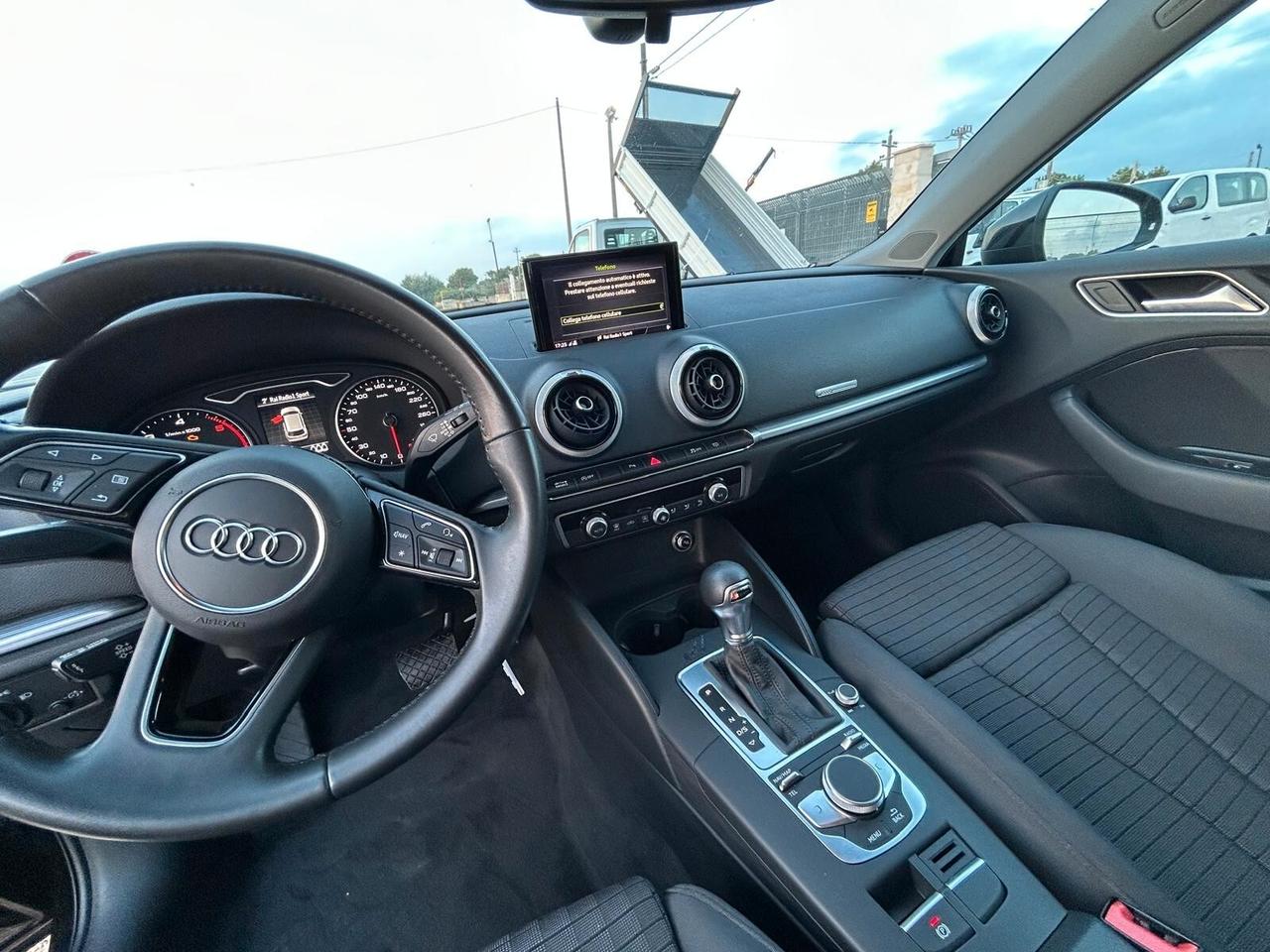 Audi A3 SPORTBACK S TRONIC