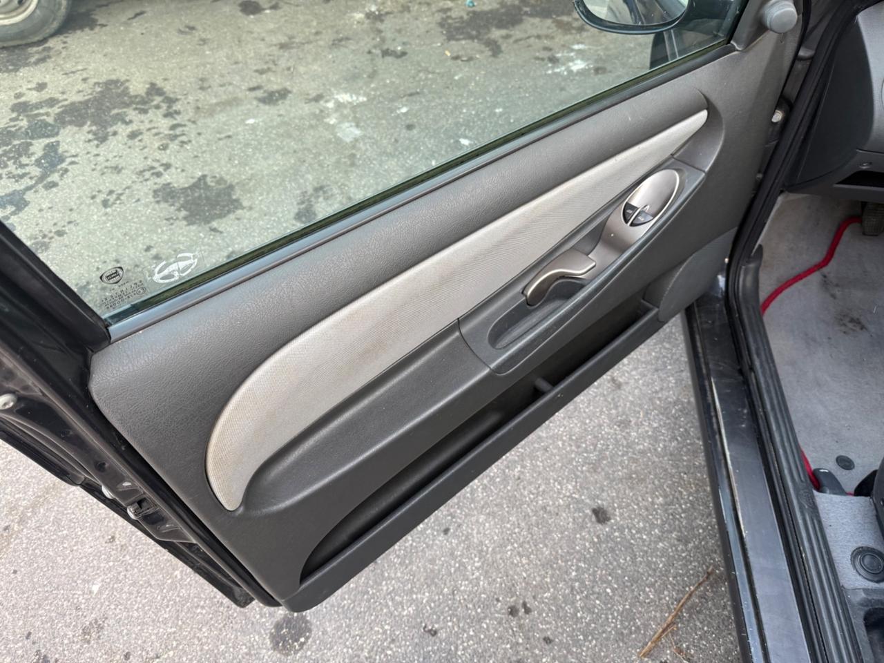 Lancia Y 1.2i 16V cat LX GPL!