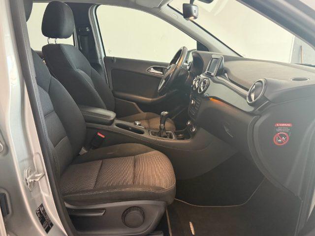 MERCEDES-BENZ B 180 Executive