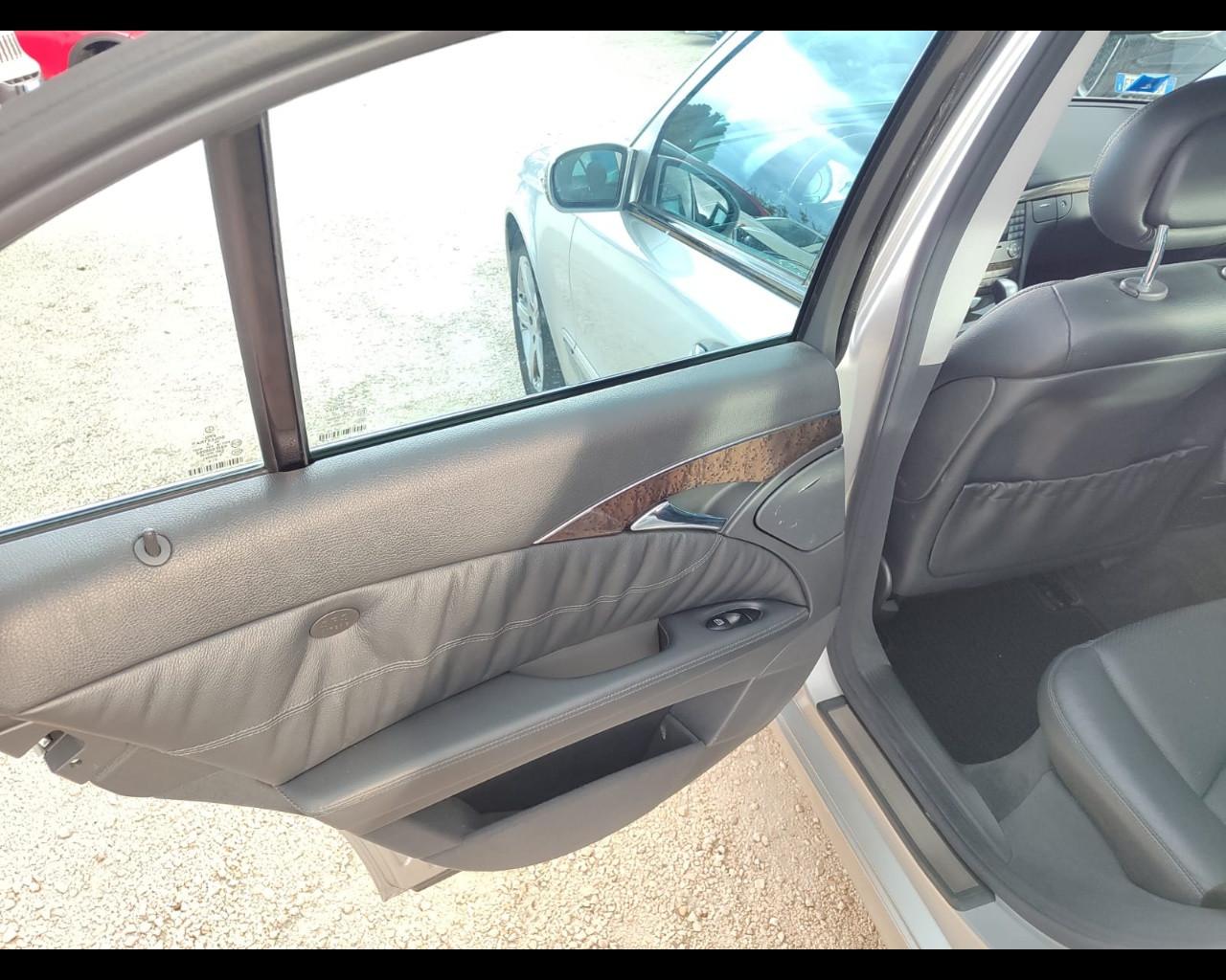 Mercedes-Benz Classe E (W/S211) - E 280 CDI cat Classic