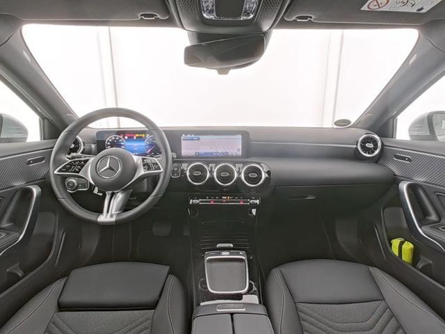 MERCEDES-BENZ A 180 Automatic Progressive Advanced