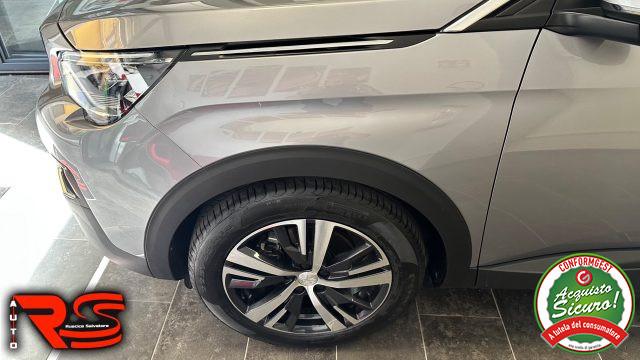 PEUGEOT 3008 BlueHDi 130 S&S EAT8 Crossway