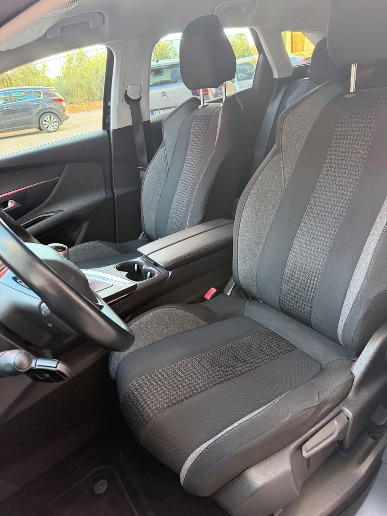 Peugeot 3008 1.6 DIESEL 130 cv AUTOCARRO N1