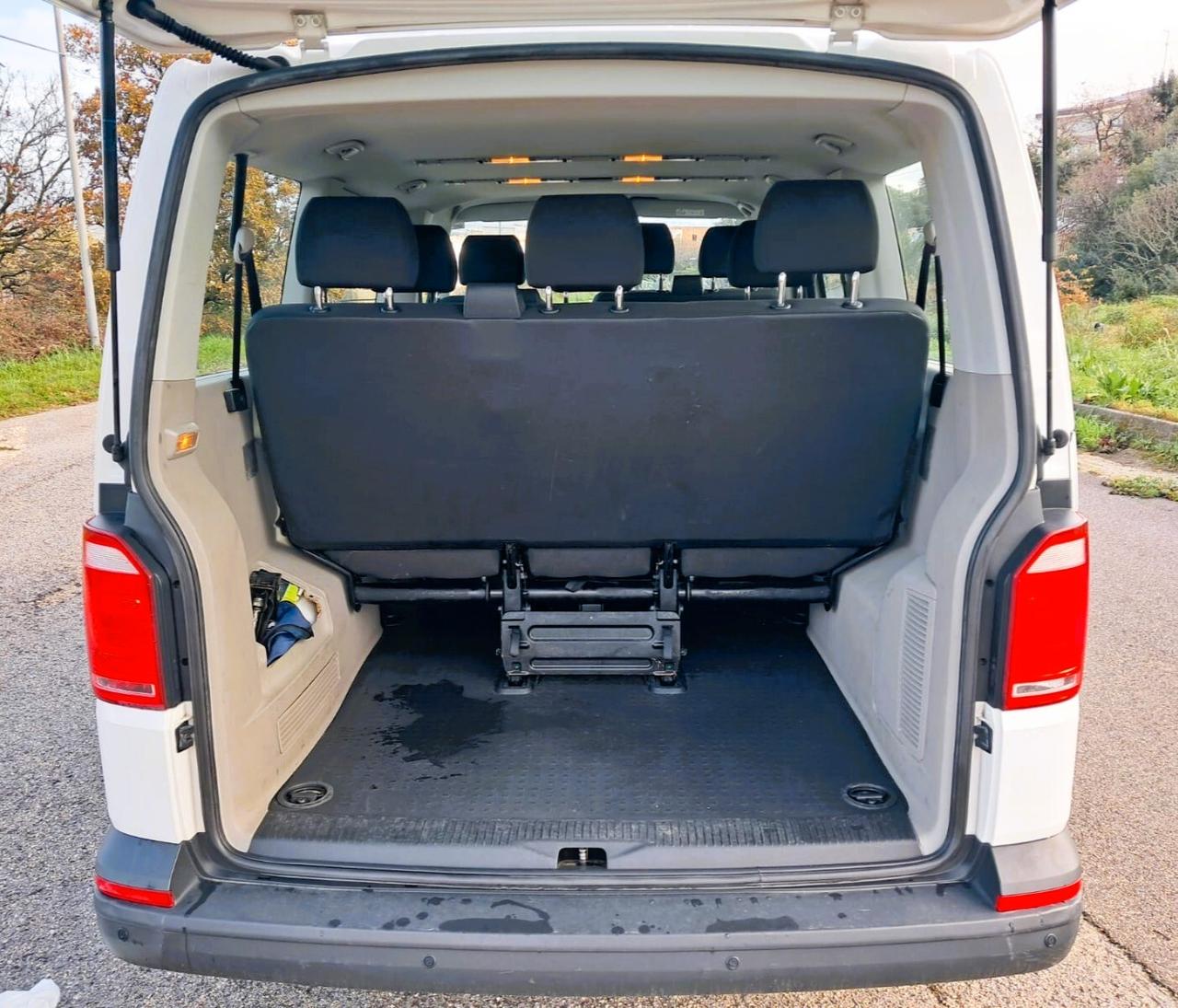 Volkswagen Caravelle 2.0 TDI – 9 posti (Iva Esposta)