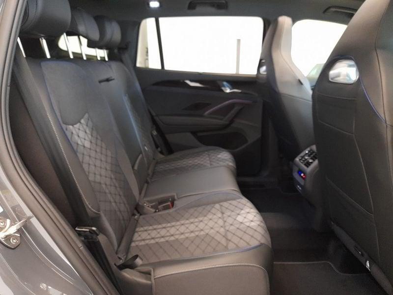 Volkswagen Tayron 2.0 TDI SCR R-Line Plus DSG 4MOTION