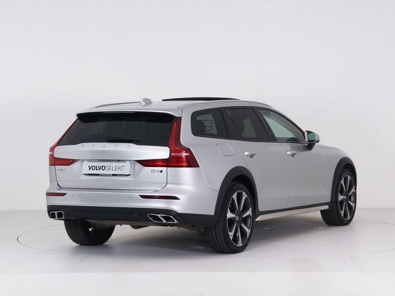 Volvo V60 Cross Country D4 AWD Geartronic Business Pro