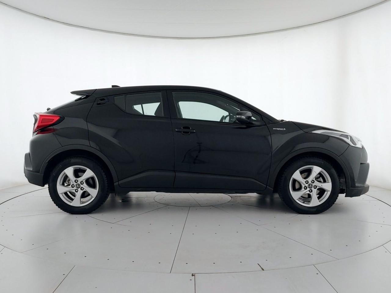 TOYOTA C-HR 1.8h Business 2wd e-cvt TELECAMERA+ACC