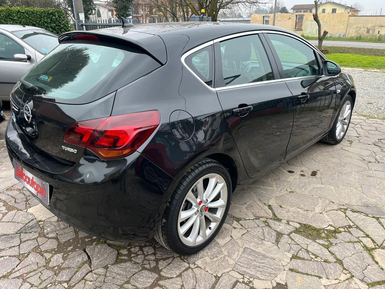 Opel Astra 1.4 Turbo 140CV 5 porte Cosmo