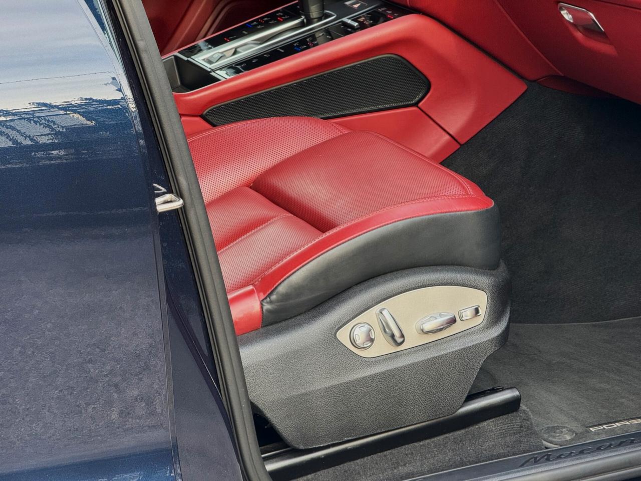 Porsche Macan 2.0 Turbo 265CV TETTO PASM 360