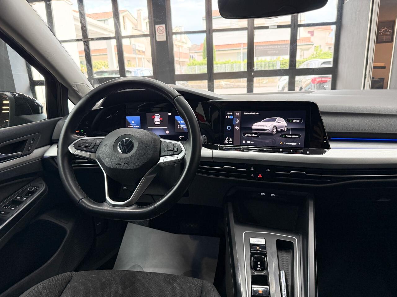 Volkswagen Golf 8 2.0 TDI 150CV DSG