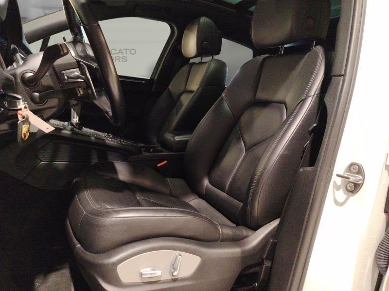 Porsche Macan 2.0 PDK