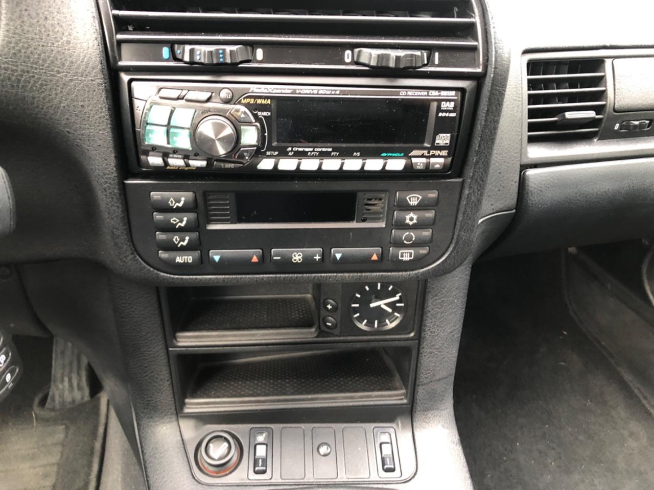 BMW 318 touring 16v IS