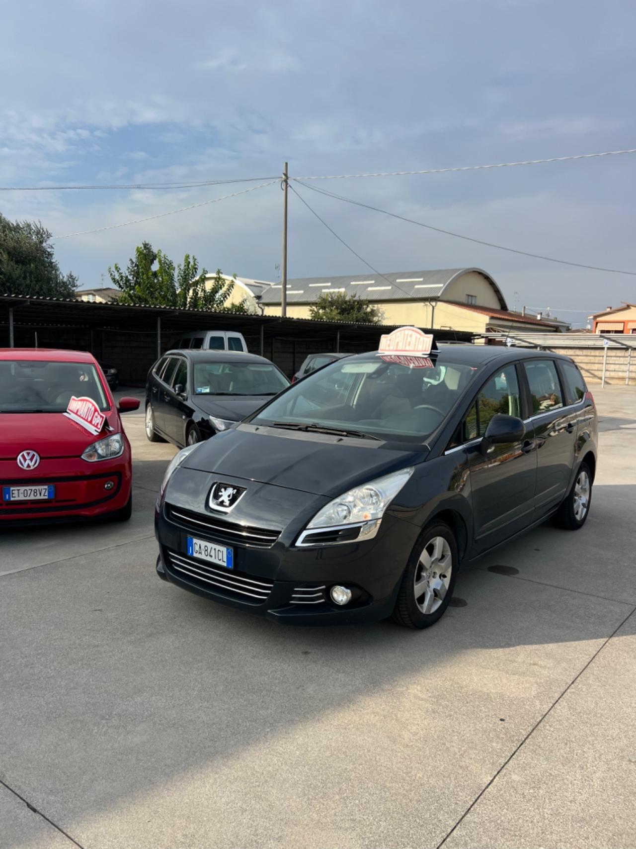 Peugeot 5008 1.6 HDi 112CV Premium