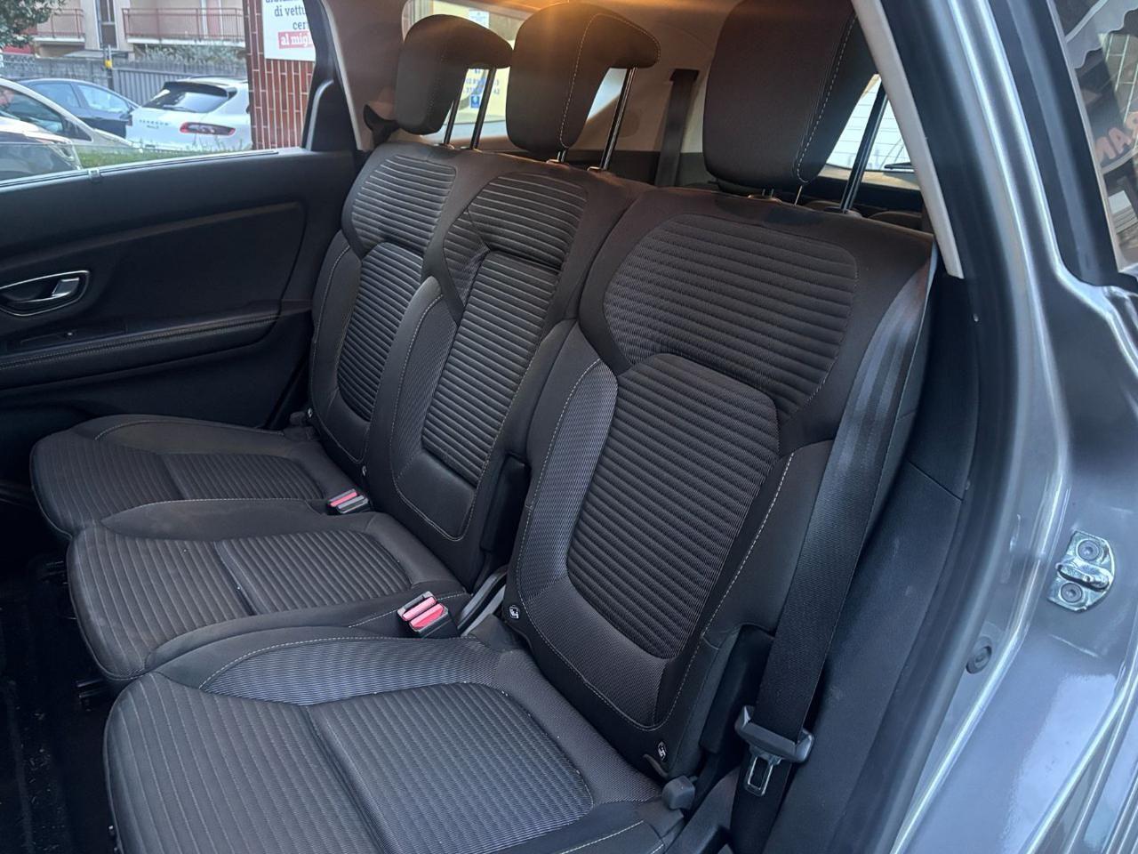 RENAULT Grand Scenic Blue dCi 120 CV Sport Edition 7 POSTI