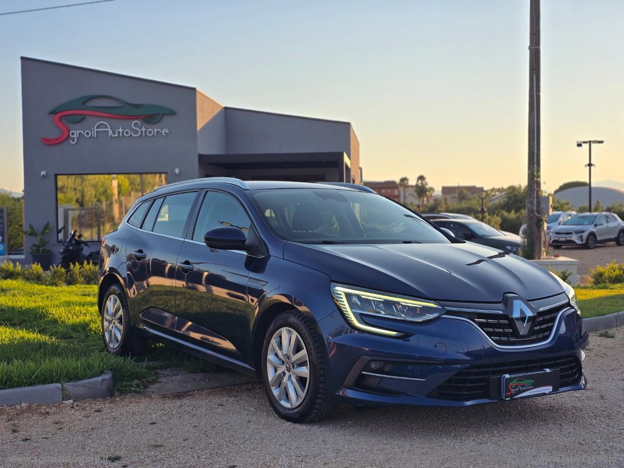 RENAULT Mégane Sporter Blue dCi 115CV EDC Bus.