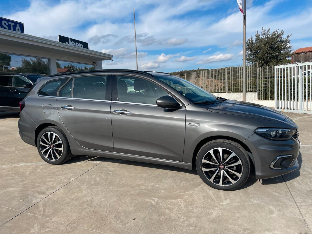 Fiat Tipo 1.6 Mjt S&S SW Lounge "Car Play"