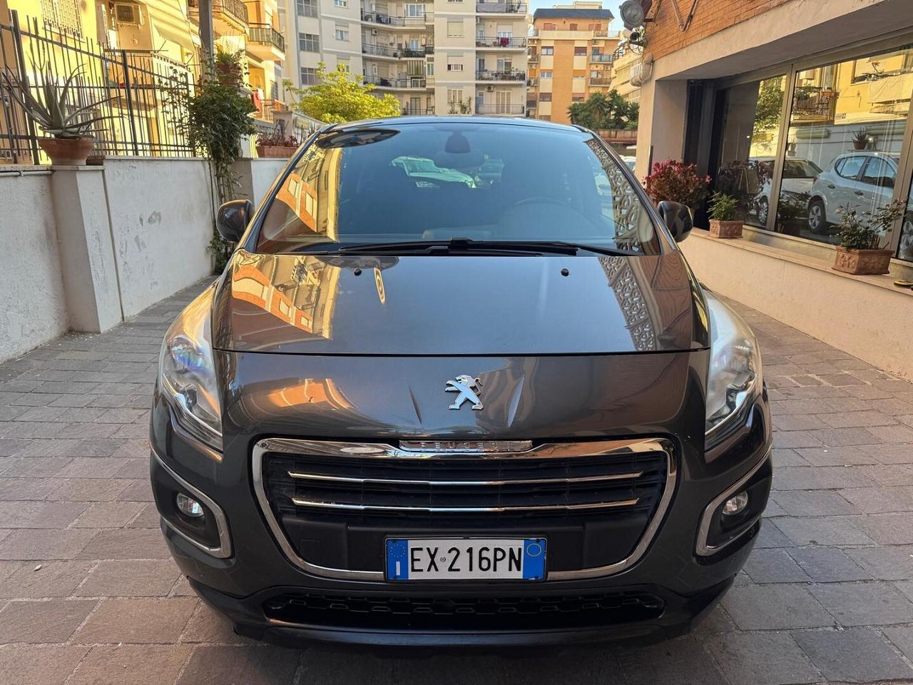 PEUGEOT 3008 1.6 HDi 115CV Business